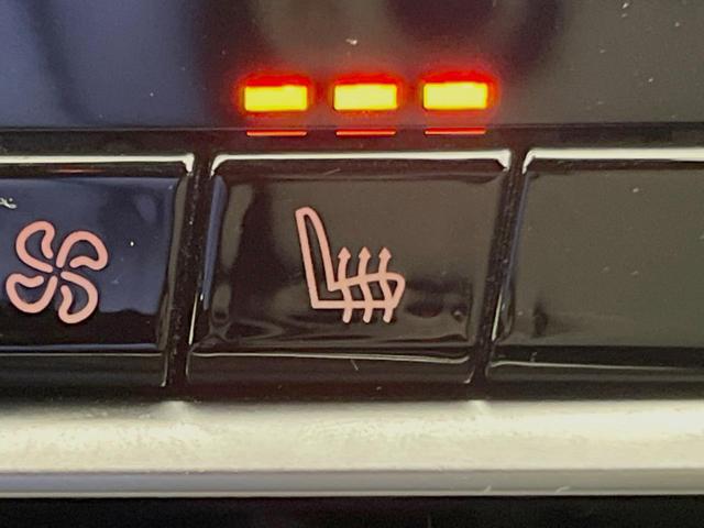 ５シリーズ ５２３ｄ　ｘＤｒｉｖｅＭスポーツエディションジョイ＋　パーキングアシストプラス／ドライビングアシスト　アダプティブクルーズ　純正ナビ　ＴＶ　３６０度カメラ　レザーシート　パワーシート　シートヒーター　電動リアゲート　純正１９インチＡＷ　ＬＥＤヘッドライト（50枚目）