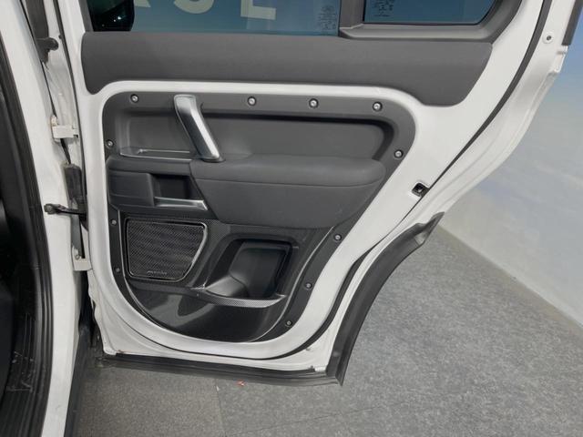 ディフェンダー １１０Ｓ　エアサスペンションパック　ＭＥＲＩＤＩＡＮサウンド　純正ナビ　３６０度カメラ　カープレイ／アンドロイドオート　アクティブクルーズ　衝突軽減ブレーキ　純正１９インチＡＷ　ＬＥＤヘッドライト　水陸両用（33枚目）
