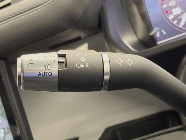 ディフェンダー １１０Ｓ　エアサスペンションパック　ＭＥＲＩＤＩＡＮサウンド　純正ナビ　３６０度カメラ　カープレイ／アンドロイドオート　アクティブクルーズ　衝突軽減ブレーキ　純正１９インチＡＷ　ＬＥＤヘッドライト　水陸両用（43枚目）