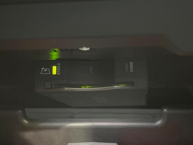 ディフェンダー １１０Ｓ　エアサスペンションパック　ＭＥＲＩＤＩＡＮサウンド　純正ナビ　３６０度カメラ　カープレイ／アンドロイドオート　アクティブクルーズ　衝突軽減ブレーキ　純正１９インチＡＷ　ＬＥＤヘッドライト　水陸両用（49枚目）