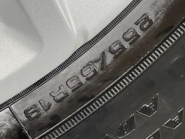 ディフェンダー １１０Ｓ　エアサスペンションパック　ＭＥＲＩＤＩＡＮサウンド　純正ナビ　３６０度カメラ　カープレイ／アンドロイドオート　アクティブクルーズ　衝突軽減ブレーキ　純正１９インチＡＷ　ＬＥＤヘッドライト　水陸両用（52枚目）