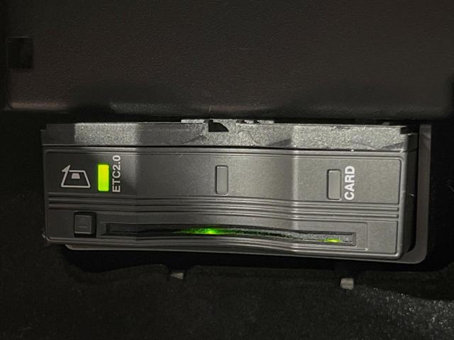 Ｂクラス Ｂ１８０　ＡＭＧライン　レーダーセーフティ／ナビゲーションＰＫＧ　自動駐車システム　純正ナビ　純正１８インチＡＷ　バックカメラ　オートハイビーム　ハーフレザーシート　前席パワーシート／シートヒーター　ＬＥＤヘッドライト（50枚目）