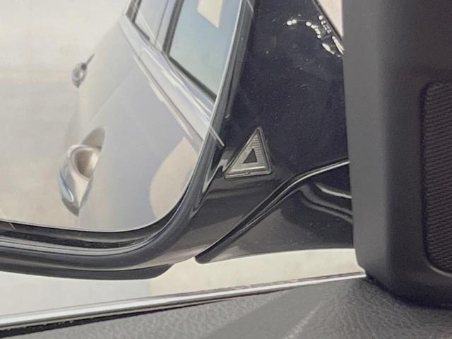 5シリーズ 523d ラグジュアリー アクティブクルーズコントロール 純正ナビ バックカメラ フルセグTV ベージュ革シート 前席シートヒーター/8WAYパワーシート コンフォートアクセス HIDヘッドランプ 18インチ15本スポークAW(8枚目)