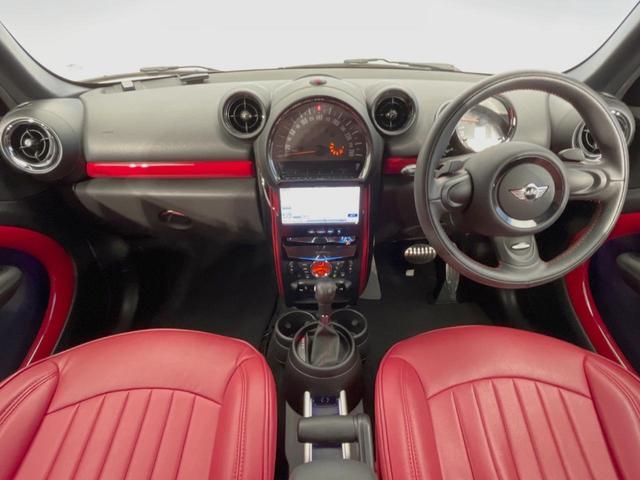 MINI ジョンクーパーワークス クロスオーバー カロッツェリア製HDDナビ バックカメラ フルセグTV CD/DVD再生 HIDヘッドランプ/オートライト 純正18インチAW オートエアコン ジョンクーパーワークスエンブレム入ステアリング ETC(2枚目)