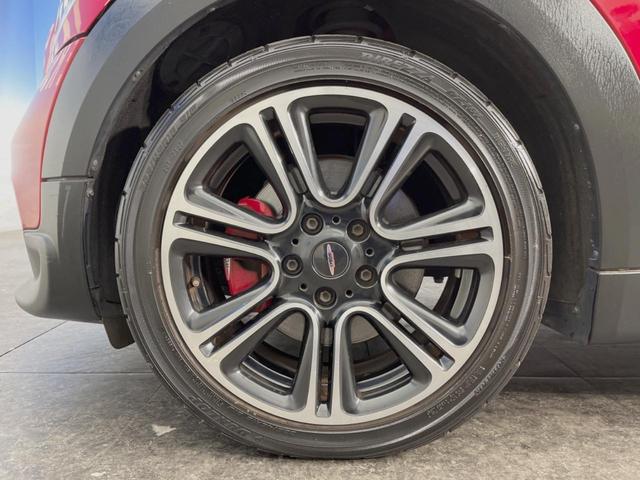 MINI ジョンクーパーワークス クロスオーバー カロッツェリア製HDDナビ バックカメラ フルセグTV CD/DVD再生 HIDヘッドランプ/オートライト 純正18インチAW オートエアコン ジョンクーパーワークスエンブレム入ステアリング ETC(34枚目)