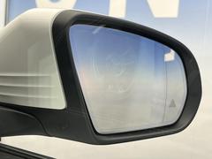 ●ブラインドアシストセンサー：視角からの車を感知し、ドライバーが車線変更を行う際に、警告音と共に注意を促してくれる安全支援機能です！ 4