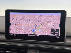 ●純正ナビ：一体感のあるナビは、高級感ある車内を演出してくれます。Ｂｌｕｅｔｏｏｔｈ再生などオーディオ機能も充実しておりますので、運転もより楽しめます♪ 5