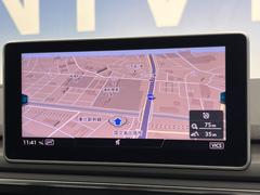 ●Ａｕｄｉ純正ナビ：一体感のあるナビは、高級感ある車内を演出してくれます。Ｂｌｕｅｔｏｏｔｈ再生などオーディオ機能も充実しておりますので、運転もより楽しめます♪ 4