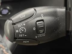 ���졼�������롼������ȥ����롧���μ֤Ȥμִֵ�Υ�����ˤȤ�Ĥġ�����®�٤Ǽ�ư���Ԥ��Ƥ���뼡����Υ��롼������ȥ����롪��˹�®ƻϩ�伫ư������ƻϩ�ǻ��Ѥ��������ʵ�ǽ�Ǥ��� 4