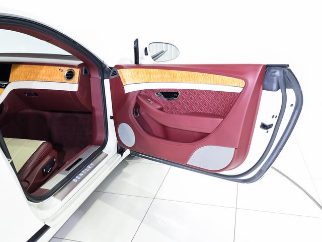 コンチネンタル GT V8 ベントレー認定中古車 メーカー保証付 ベントレー ケアプログラム ベントレー エマージェンシーアシスタンス CERTIFIED BY BENTLEY(9枚目)