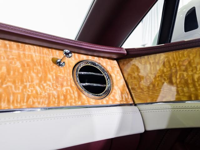 コンチネンタル GT V8 ベントレー認定中古車 メーカー保証付 ベントレー ケアプログラム ベントレー エマージェンシーアシスタンス CERTIFIED BY BENTLEY(29枚目)