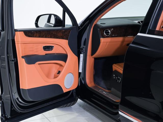 ベンテイガ アズール ベントレー認定中古車 メーカー保証付 ベントレー ケアプログラム ベントレー エマージェンシーアシスタンス CERTIFIED BY BENTLEY(9枚目)