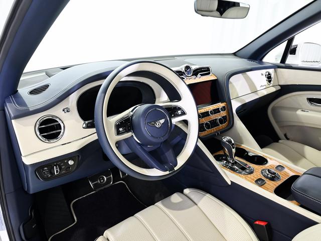 ベンテイガ EWBアズール ベントレー認定中古車 メーカー保証付 ベントレー ケアプログラム ベントレー エマージェンシーアシスタンス CERTIFIED BY BENTLEY(29枚目)