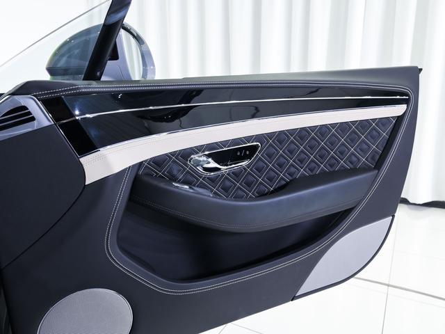 コンチネンタル ＧＴ　Ｖ８　ベントレー認定中古車　メーカー保証付　ベントレー　ケアプログラム　ベントレー　エマージェンシーアシスタンス　ＣＥＲＴＩＦＩＥＤ　ＢＹ　ＢＥＮＴＬＥＹ（10枚目）