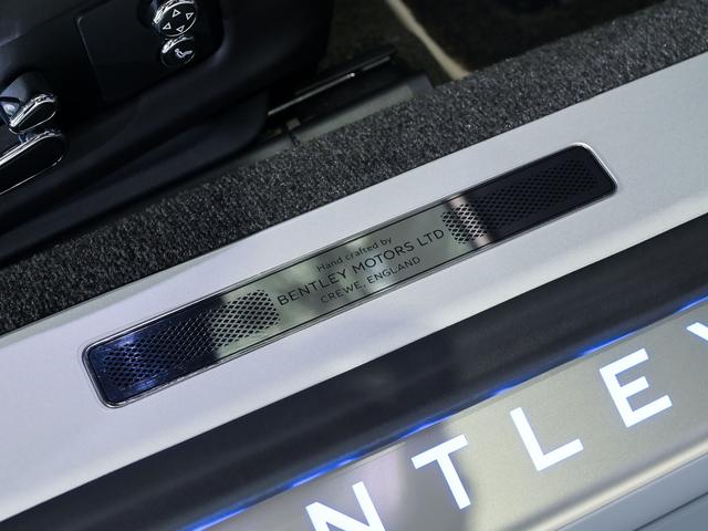 コンチネンタル ＧＴ　Ｖ８　ベントレー認定中古車　メーカー保証付　ベントレー　ケアプログラム　ベントレー　エマージェンシーアシスタンス　ＣＥＲＴＩＦＩＥＤ　ＢＹ　ＢＥＮＴＬＥＹ（12枚目）