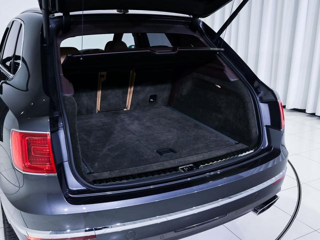 ベンテイガ 6.0 4WD ツーリングスペック/TVチューナー ベントレー認定中古車 メーカー保証付 ベントレー ケアプログラム ベントレー エマージェンシーアシスタンス CERTIFIED BY BENTLEY(8枚目)