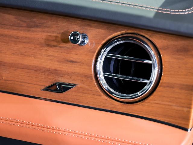 ベンテイガ S ベントレー認定中古車 メーカー保証付 ベントレー ケアプログラム ベントレー エマージェンシーアシスタンス CERTIFIED BY BENTLEY(31枚目)