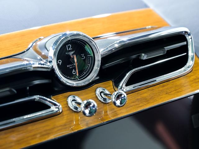 ベンテイガ S ベントレー認定中古車 メーカー保証付 ベントレー ケアプログラム ベントレー エマージェンシーアシスタンス CERTIFIED BY BENTLEY(41枚目)