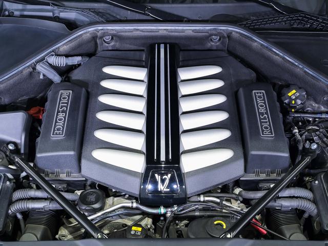 レイス ブラックバッジ スターライト・ヘッドライナー Rolls Royce 認定中古車 Provenance メーカー保証付 ロードサイド・アシスタンス(8枚目)