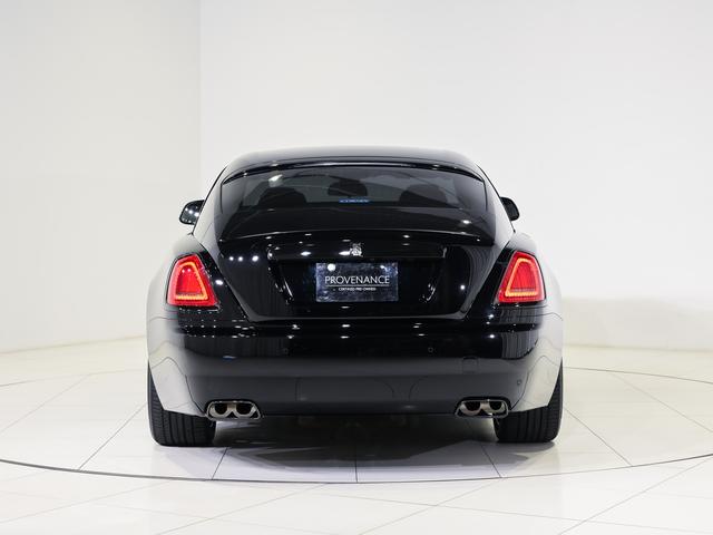 レイス ブラックバッジ スターライト・ヘッドライナー Rolls Royce 認定中古車 Provenance メーカー保証付 ロードサイド・アシスタンス(3枚目)