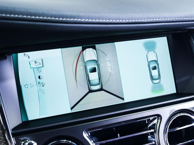 レイス ブラックバッジ スターライト・ヘッドライナー Rolls Royce 認定中古車 Provenance メーカー保証付 ロードサイド・アシスタンス(26枚目)