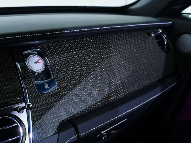 レイス ブラックバッジ スターライト・ヘッドライナー Rolls Royce 認定中古車 Provenance メーカー保証付 ロードサイド・アシスタンス(37枚目)