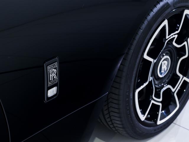 レイス ブラックバッジ スターライト・ヘッドライナー Rolls Royce 認定中古車 Provenance メーカー保証付 ロードサイド・アシスタンス(49枚目)
