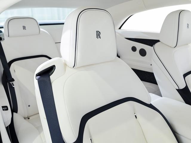 スペクター フェンダー・コーチライン Starlight Doors Rolls Royce 認定中古車 Provenance メーカー保証付 ロードサイド・アシスタンス(18枚目)