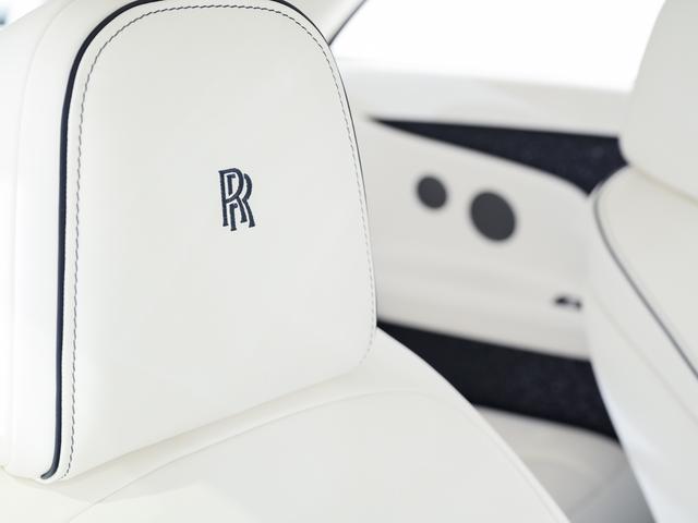 スペクター フェンダー・コーチライン Starlight Doors Rolls Royce 認定中古車 Provenance メーカー保証付 ロードサイド・アシスタンス(19枚目)