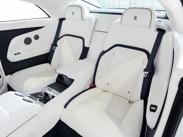 スペクター フェンダー・コーチライン Starlight Doors Rolls Royce 認定中古車 Provenance メーカー保証付 ロードサイド・アシスタンス(37枚目)