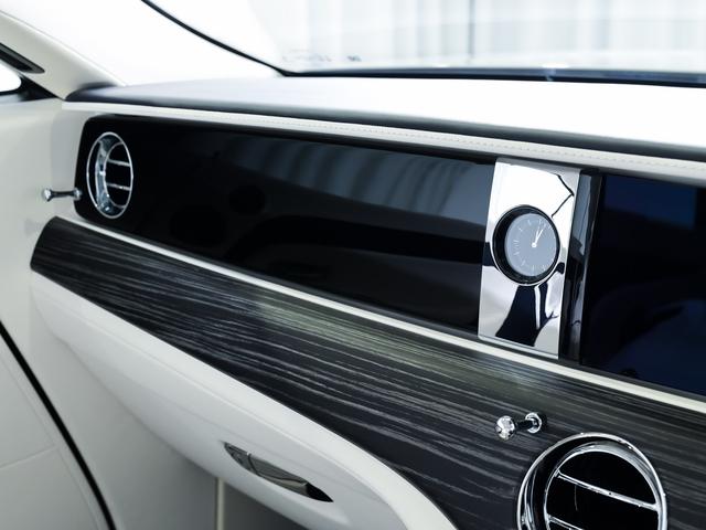 スペクター フェンダー・コーチライン Starlight Doors Rolls Royce 認定中古車 Provenance メーカー保証付 ロードサイド・アシスタンス(39枚目)