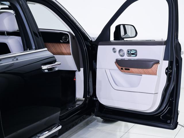 カリナン Series2 Rolls Royce 認定中古車 Provenance メーカー保証付 ロードサイド・アシスタンス(14枚目)