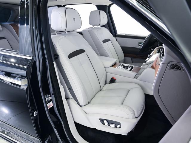 カリナン Series2 Rolls Royce 認定中古車 Provenance メーカー保証付 ロードサイド・アシスタンス(22枚目)