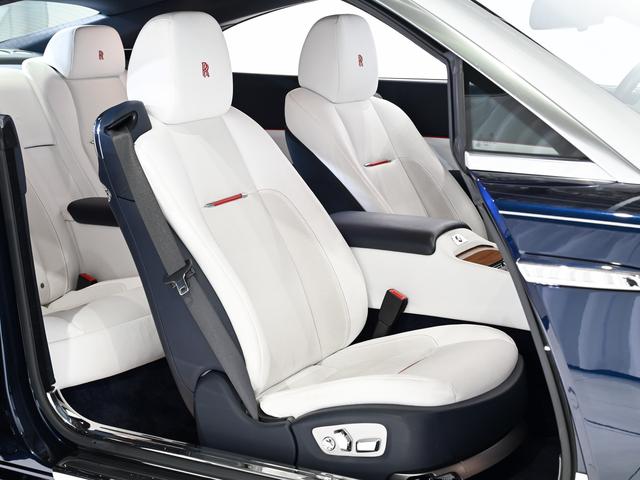 レイス 6.6 スターライト・ヘッドライナー Rolls Royce 認定中古車 Provenance メーカー保証付 ロードサイド・アシスタンス(13枚目)