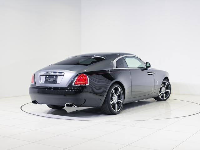 レイス 6.6 スターライトヘッドライナー/TVチューナー Rolls Royce 認定中古車 Provenance メーカー保証付 ロードサイド・アシスタンス(5枚目)