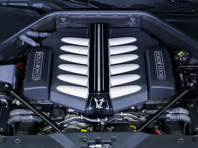 レイス 6.6 スターライトヘッドライナー/TVチューナー Rolls Royce 認定中古車 Provenance メーカー保証付 ロードサイド・アシスタンス(8枚目)