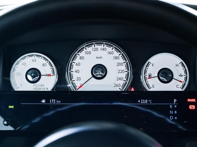 レイス 6.6 スターライトヘッドライナー/TVチューナー Rolls Royce 認定中古車 Provenance メーカー保証付 ロードサイド・アシスタンス(20枚目)