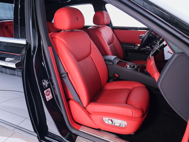 ゴーストII 6.6 パノラマサンルーフ/地デジチューナー Rolls Royce 認定中古車 Provenance メーカー保証付 ロードサイド・アシスタンス(12枚目)