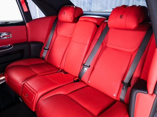 ゴーストII 6.6 パノラマサンルーフ/地デジチューナー Rolls Royce 認定中古車 Provenance メーカー保証付 ロードサイド・アシスタンス(29枚目)