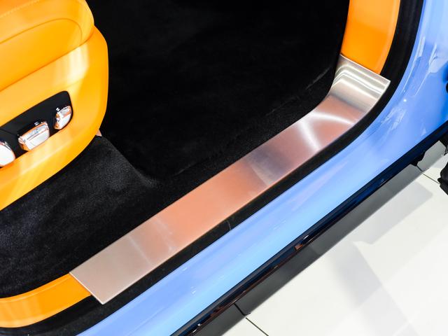 カリナン 6.75 4WD シューティングスターヘッドライナー Rolls Royce 認定中古車 Provenance メーカー保証付 ロードサイド・アシスタンス(13枚目)