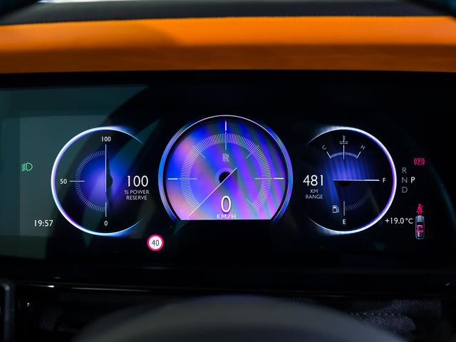 カリナン 6.75 4WD シューティングスターヘッドライナー Rolls Royce 認定中古車 Provenance メーカー保証付 ロードサイド・アシスタンス(22枚目)