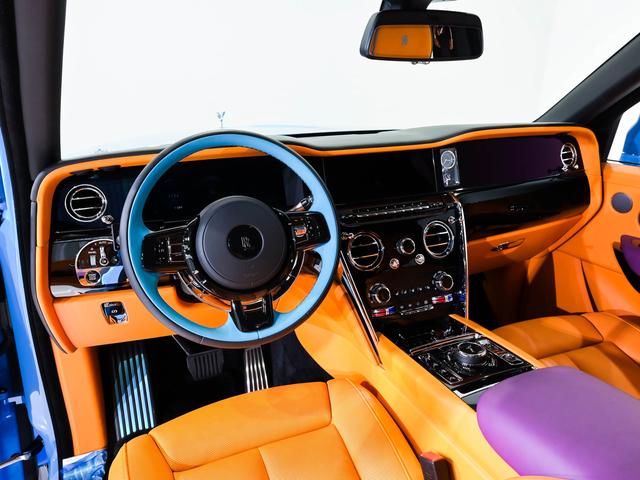 カリナン 6.75 4WD シューティングスターヘッドライナー Rolls Royce 認定中古車 Provenance メーカー保証付 ロードサイド・アシスタンス(28枚目)