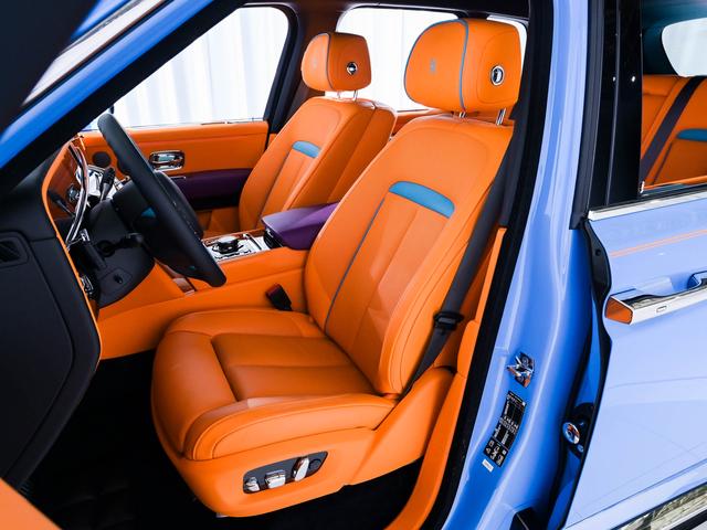 カリナン 6.75 4WD シューティングスターヘッドライナー Rolls Royce 認定中古車 Provenance メーカー保証付 ロードサイド・アシスタンス(29枚目)