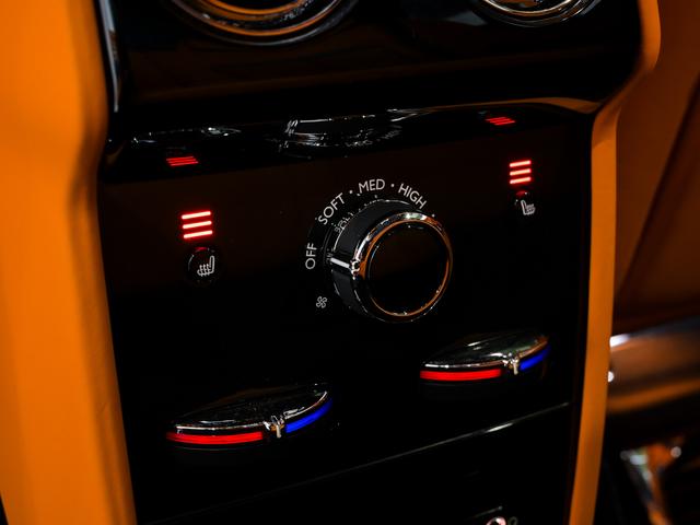 カリナン 6.75 4WD シューティングスターヘッドライナー Rolls Royce 認定中古車 Provenance メーカー保証付 ロードサイド・アシスタンス(35枚目)