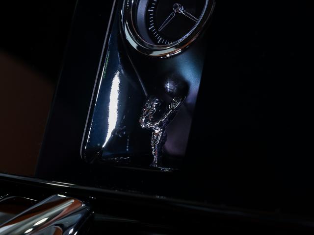 カリナン 6.75 4WD シューティングスターヘッドライナー Rolls Royce 認定中古車 Provenance メーカー保証付 ロードサイド・アシスタンス(41枚目)