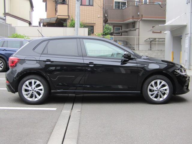ポロ ＴＳＩスタイル　弊社試乗車　認定中古車（5枚目）