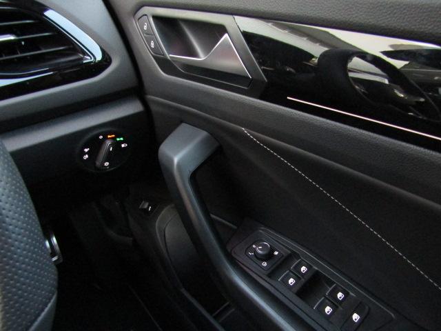 T-ロック TDI 4モーション Rライン ブラックスタイル(16枚目)