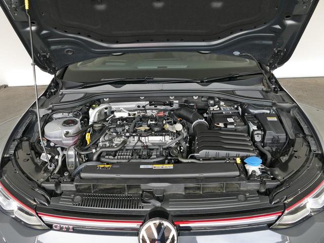 ゴルフＧＴＩ ベースグレード　弊社ＤＥＭＯカー使用車、アダプティブクルーズコントロール・ブラインドスポットディティクション・レーンキープアシスト・パーキングセンサーＦ／Ｒ・禁煙・ワンオーナー車（21枚目）