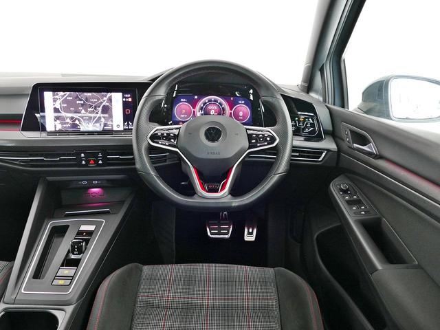 ゴルフＧＴＩ ベースグレード　弊社ＤＥＭＯカー使用車、アダプティブクルーズコントロール・ブラインドスポットディティクション・レーンキープアシスト・パーキングセンサーＦ／Ｒ・禁煙・ワンオーナー車（47枚目）