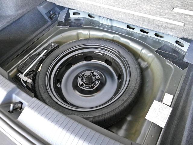 Ｔ－ロック ＴＳＩ　スタイルデザインパッケージ　メーカー直営認定中古車　１オーナ　禁煙車　ＬＥＤライト　スマートキースペア有　純正ナビ　ブルートゥース接続　カープレイアンドロイドオート対応　リアオートゲート　バックカメラ　アダプティブクルーズ（43枚目）
